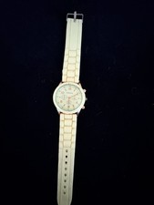 Geneva Women's Quartz Analog Watch White Dial Gold Case White Silicone Strap