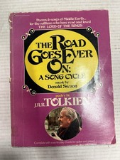The Road Goes Ever On: A Song Cycle SOFTCOVER 1978 poems JRR Tolkien music cords