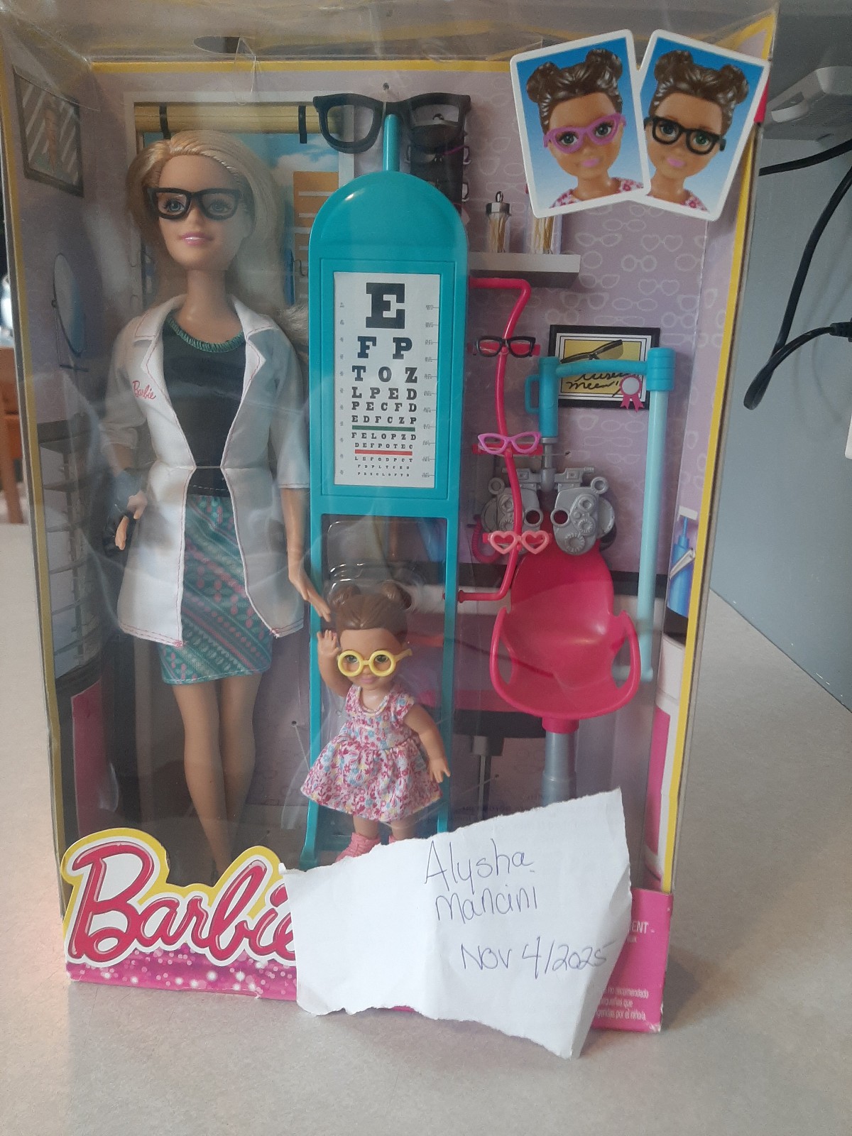 Eye Doctor barbie playset RARE