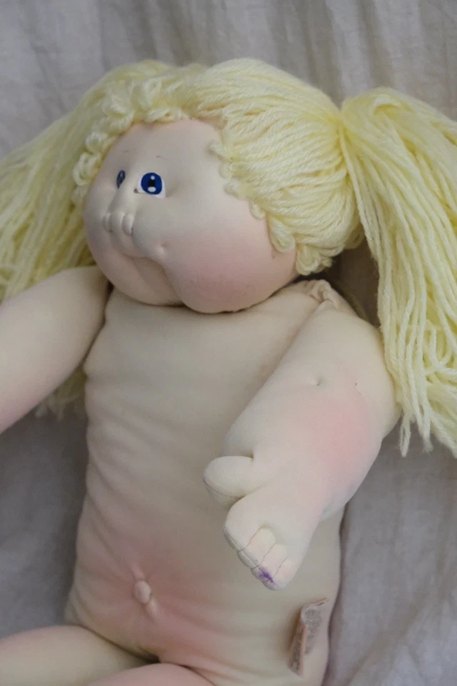 RARE 1978 The Little People Cabbage Patch Kid SoftSculpture Doll Xavier Roberts - Image 3 of 4