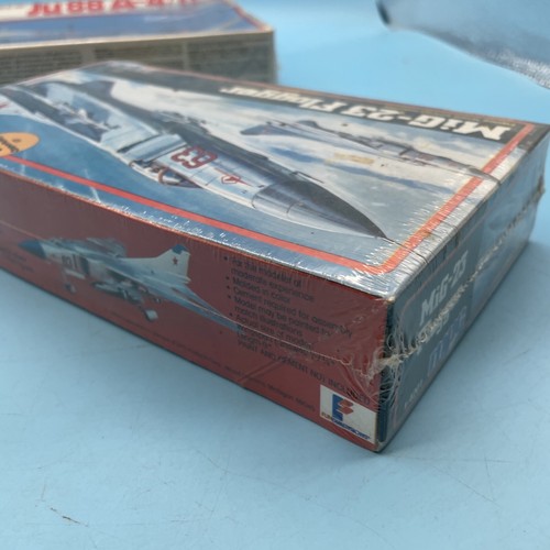 Japanese A6M2 Zero, MiG-23 Flogger, F5E Tiger II, Ju88 A-4/D-1. Sealed MODELS - Picture 14 of 22