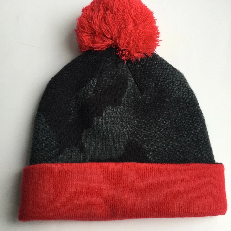 Under Armour Sombrero de Invierno Toque Juvenil Para Mujer Pequeño Pom Gorro Unisex Fácil Envío a EE. UU. Foto 4 de 4