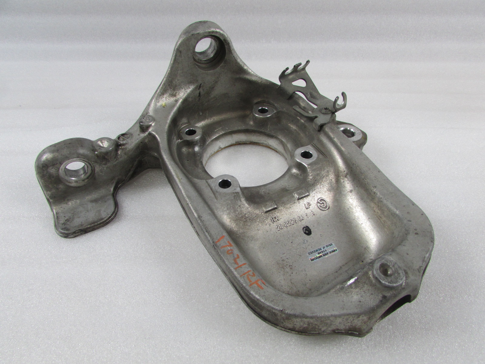 Maserati Quattroporte, RH, Right Front Spindle Knuckle, Used