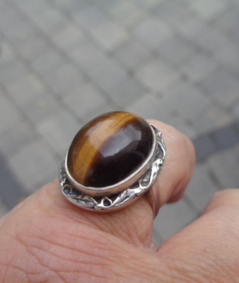 Attraktiver Vintage Ring Sterlingsilber & Tigerauge Modernist um 1970 - Größe N