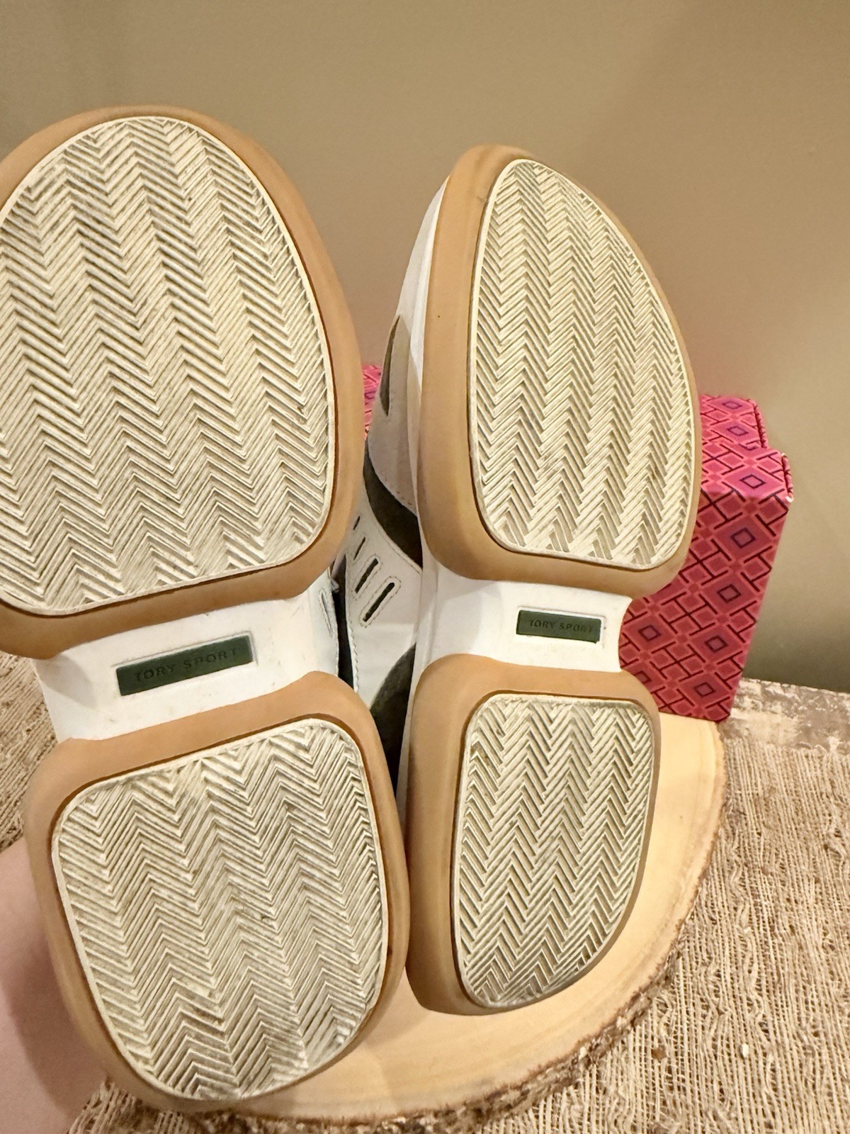 Tory Burch Sport bubble lace up Sneakers Women’s Ivory & Khaki Size 7.5 thumbnail 11