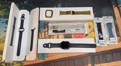 Apple Watch Series 7 45mm Wi-Fi + GPS + Cellular Smartwatch - Abyssblau