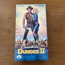 Crocodile Dundee 2 (VHS 1988) Paul Hogan Tested & Works!