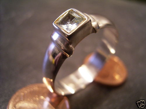 REIF-DESIGN - SCHICKER ZIRKONIA RING -MASSIV 925 SILBER - Bild 1 von 1