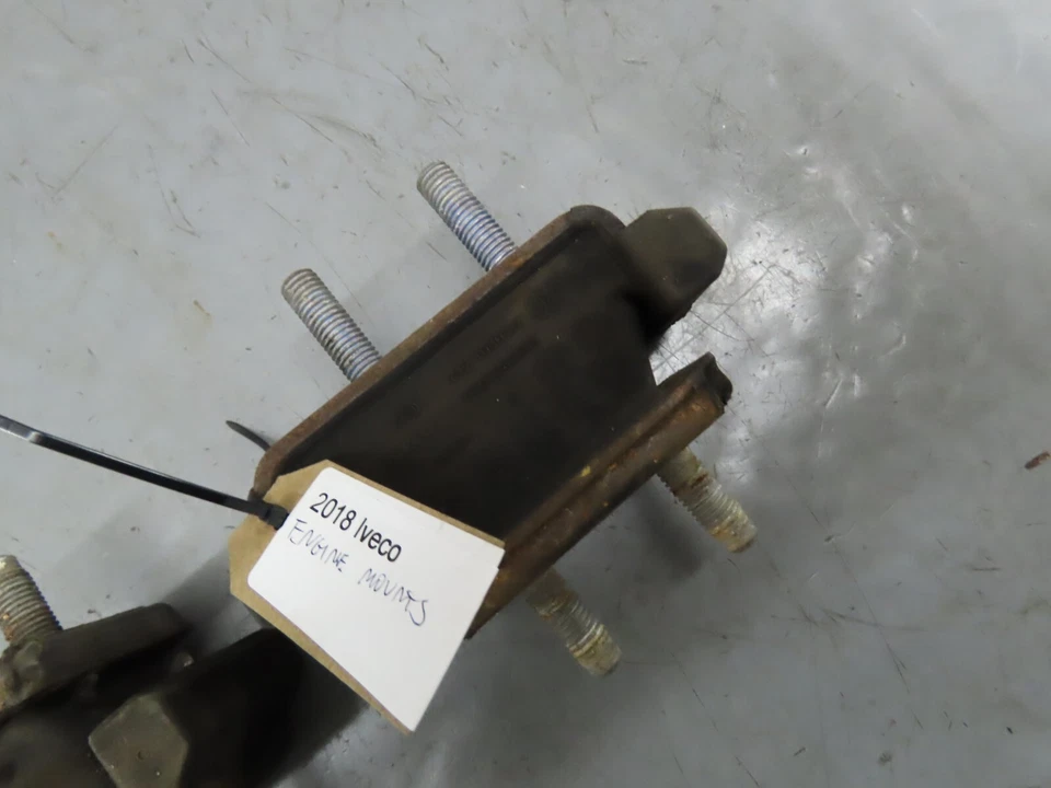 Iveco Daily Engine Mount Mounts 2.3D 2018 - 5801283685 - Image 3 of 4