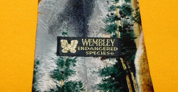 ESPECIES ENDERGERED WEMBLEY HECHAS EN EE. UU. CORBATA MOTIVO OSO MULTICOLOR - CORBATAS PARA EL CUELLO Foto 4 de 4