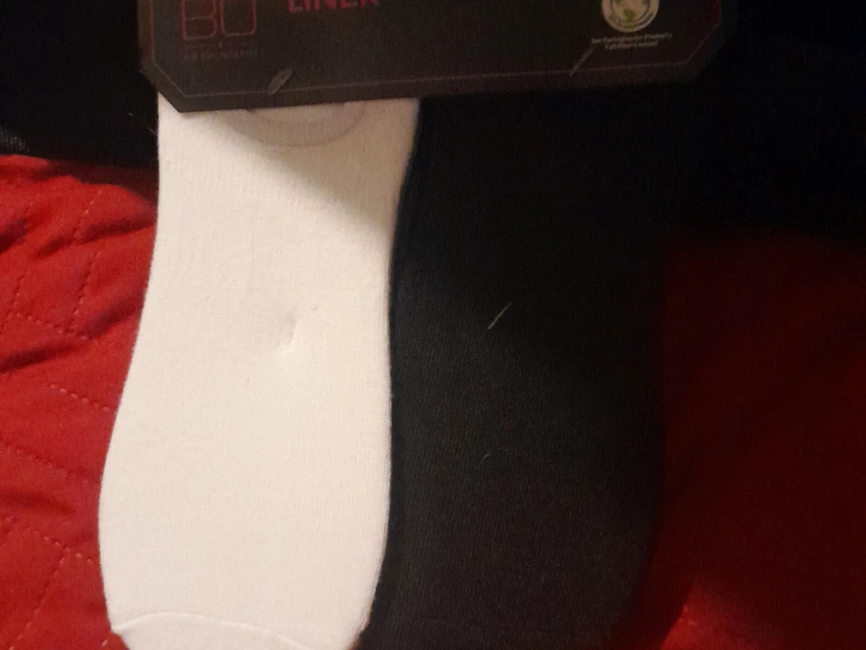 No Boundaries Women's Liner 10 Pair Shoe Size 4-10. Black - White - Image 3 of 3