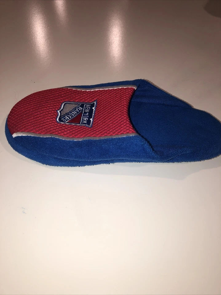New York Rangers Youth 7/8 Slippers - Image 3 of 4