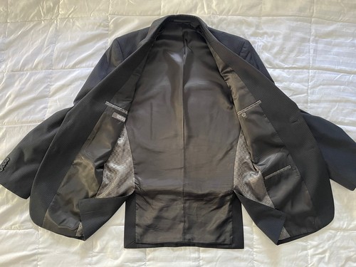 Kenneth Cole Reaction, Suit (Men’s Jacket 36R, Vest Small, Pants 30x30 Or 32x30) - Picture 6 of 15
