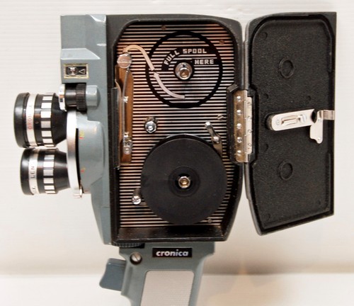 CAMERA "CROWN OPTICAL" - Modèle " CRONICA 8 ET " - 8 mm - 1964 - Imagen 5 de 5