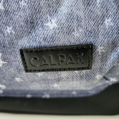 CALPAK Glenroe Stars Lightweight Travel Laptop School Backpack Blue - 第 2/10 張圖片