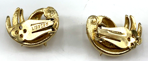 Lisner Earrings Brushed Gold Tone Wave Swirl Pattern Clip On 1" Vintage - Picture 8 of 9
