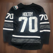 5 NHL Goalies to Watch and Collect in 2012-13 26