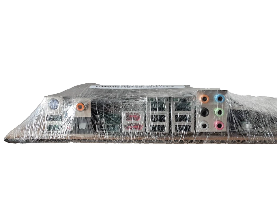 Combo de placa madre EVGA P55 FTW SLI 132-LF-E657-KR ATX y CPU Intel Core i7-875K Foto 3 de 4