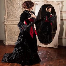 Gothic Red Black Wedding Dresses Long Flare Sleeves Layered Ruffles Bridal Gowns