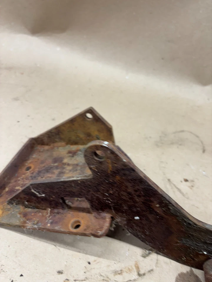 1973 1979 Ford F150 F250 SUPORTE DE MONTAGEM COMPRESSOR AC AR CONDICIONADO 360 390 - Imagem 3 de 4