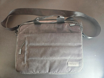targus laptop bag