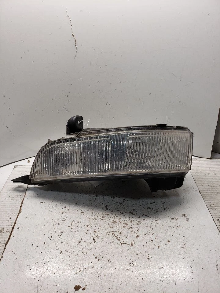 Luz antiniebla/estacionamiento esquina derecha pasajero se adapta 06-11 DTS 1394398 Foto 2 de 4