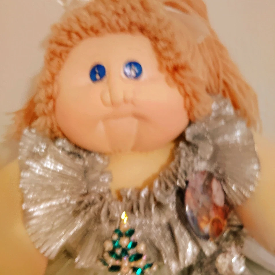 Vintage Soft Sculpture Cabbage Patch Kid Little People Signed By Xavier - Image 2 of 4