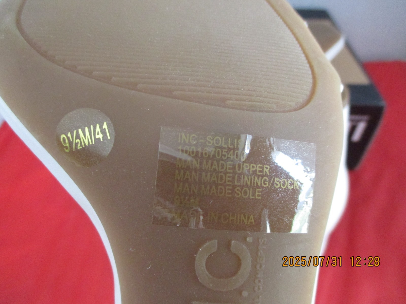 Foto 10 di 12