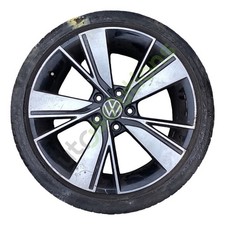 VOLKSWAGEN GOLF MK8 2020-2024 225/40R18