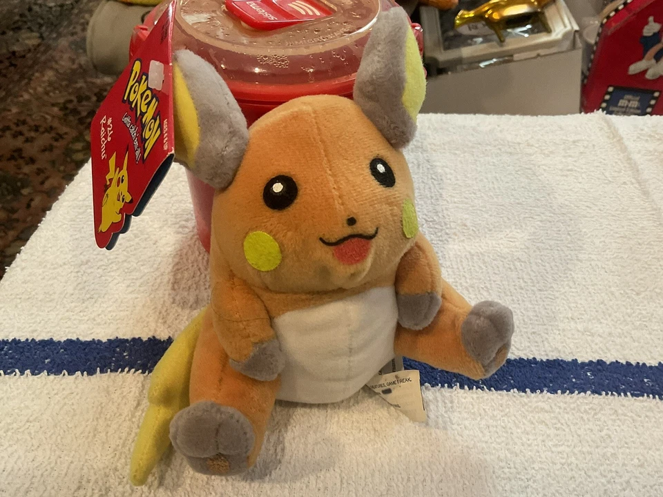 HASBRO 1999 PLUSH ONE MINT POKEMON RAICHU #26 5-1/2" - Image 4 of 4