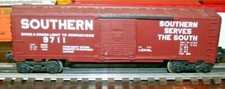 LIONEL BOXCAR FREIGHT CAR LOT FOUR CARS IN GOOD CONDITION.