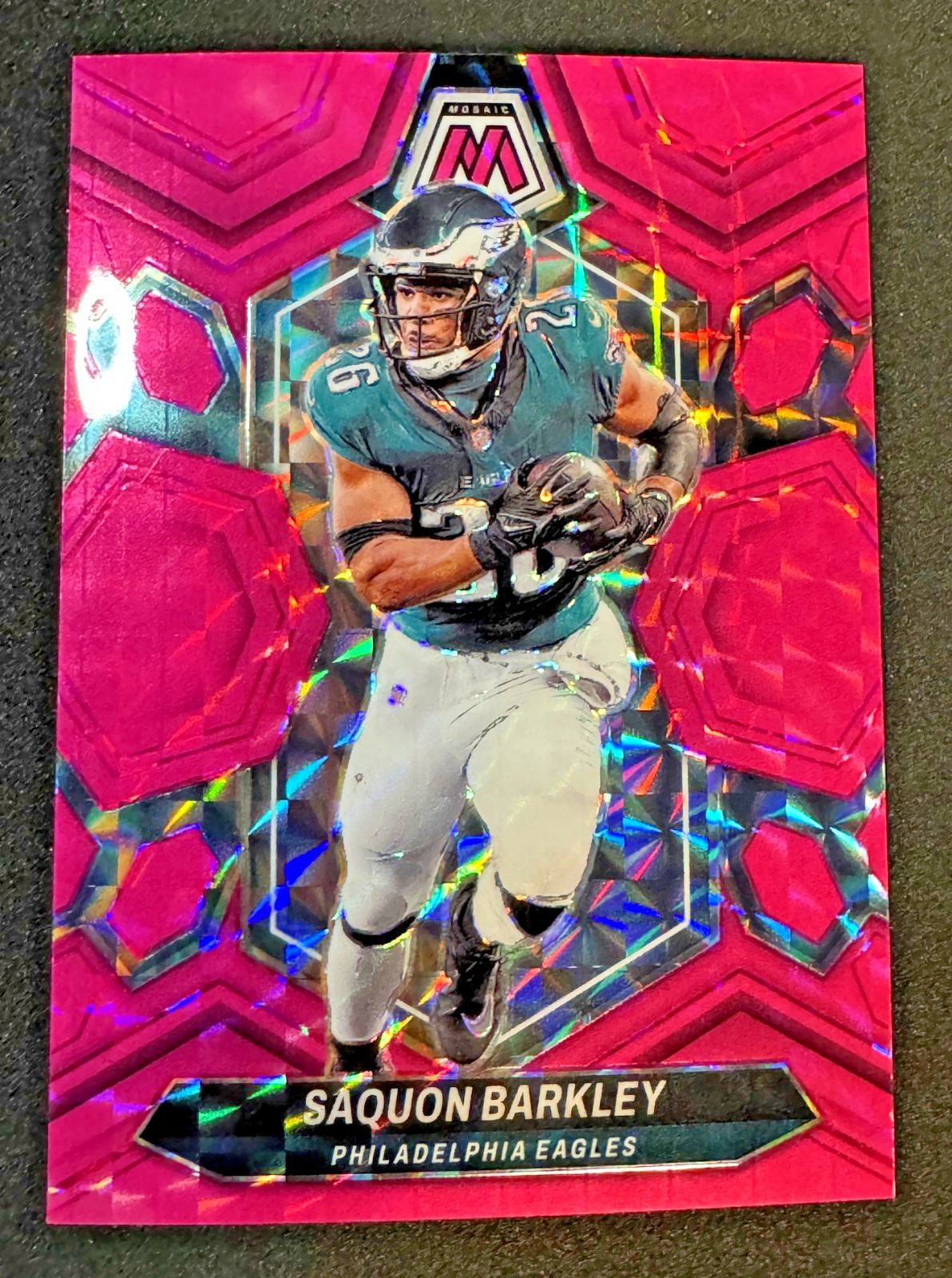 2024 Panini Mosaic - Pink Fluorescent Prizm - SAQUON BARKLEY 6/10 #177 Eagles