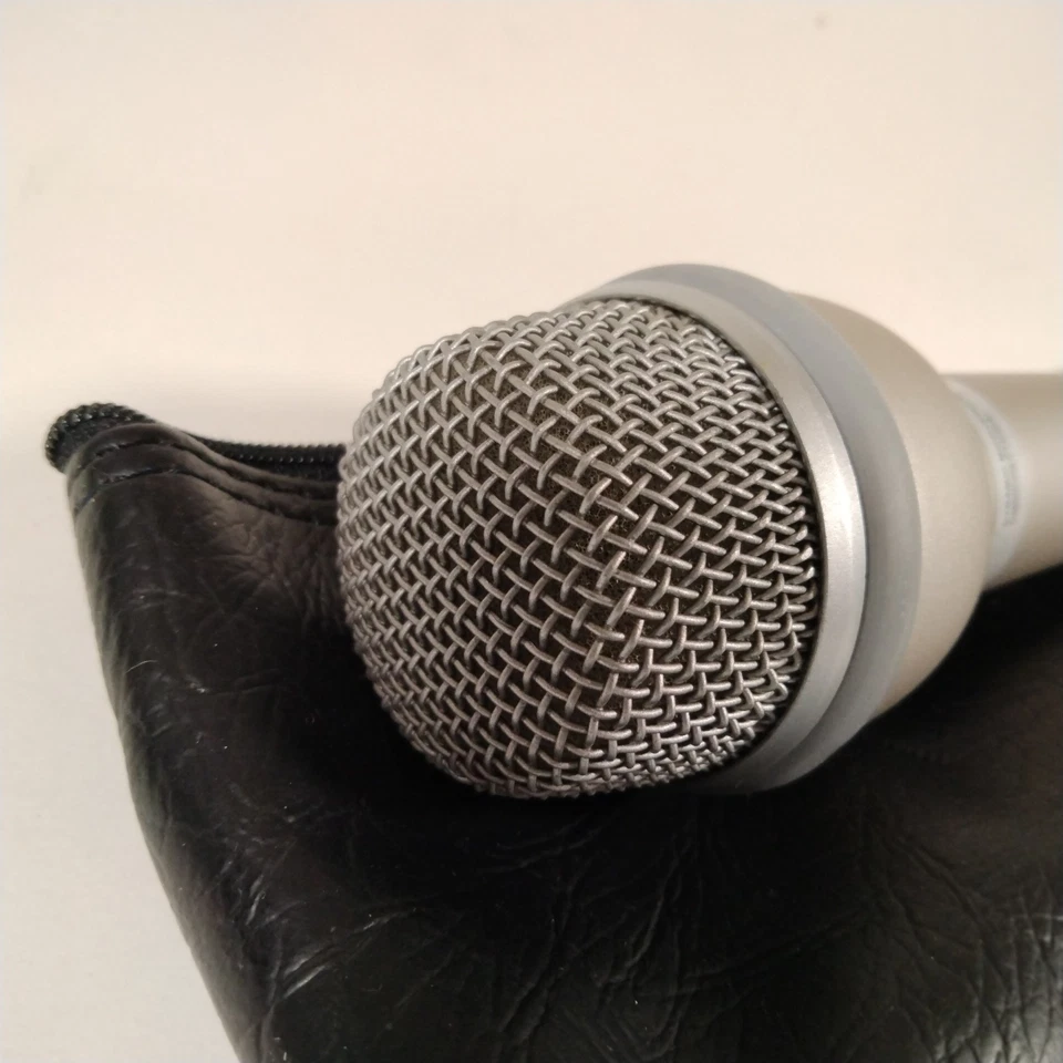 Realistic Super Omnidirectional Dynamic Microphone Catalog Number 33-1070b Vtg - Image 3 of 4