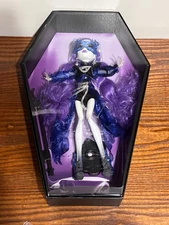 Monster High Spectra Vondergeist Haunt Couture Midnight Runway Doll New Sealed B