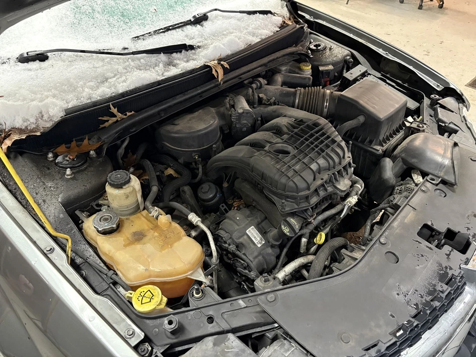 Motor de refrigeración eléctrico Dodge Avenger 11 12 13 14 Foto 2 de 3