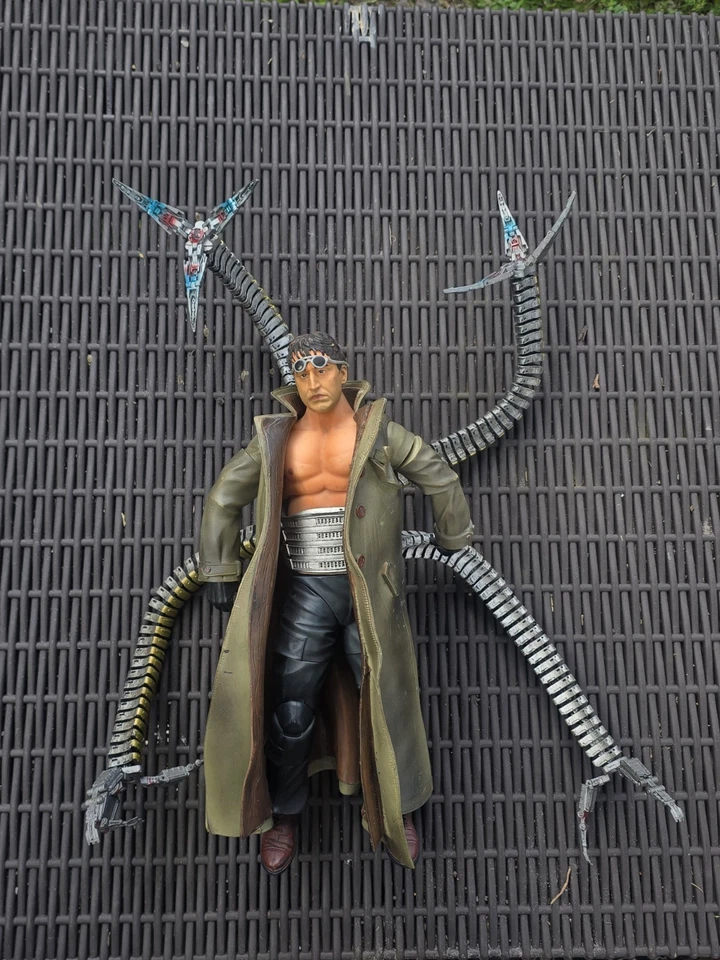 Figura Posable Dr. Octopus Doc Ock 2004 12 Pulgadas Spider-Man 2 Película Marvel Foto 2 de 4