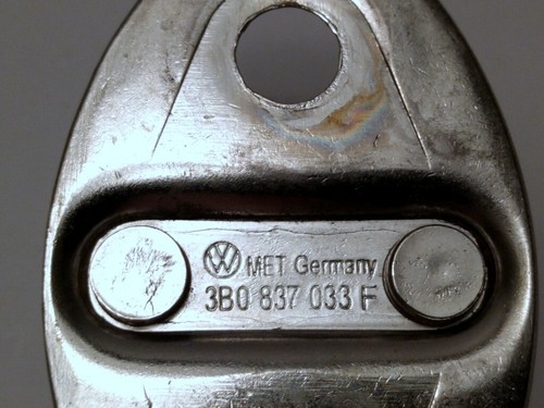 Genuine Audi C5 Door striker plate 3B0837033F - Picture 5 of 5
