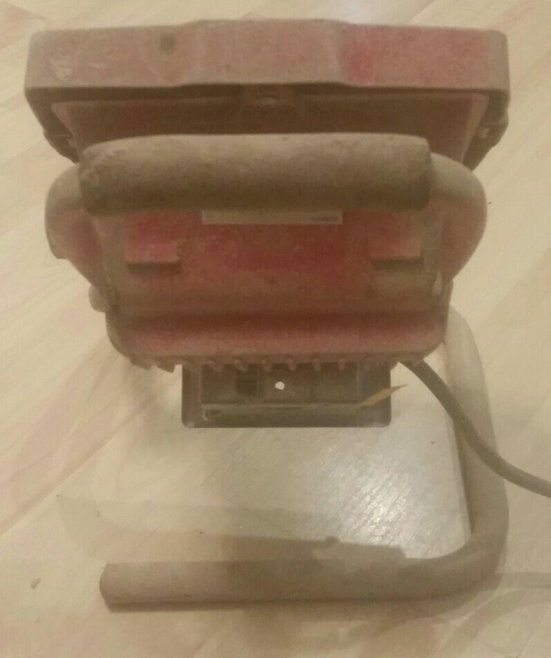 Picture 3 of 4