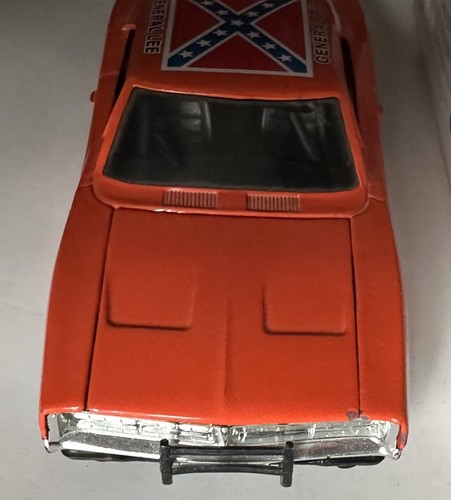 VINTAGE DUKES OF HAZZARD 1969 CHARGER GENERAL LEE 1:25 CAR ERTL 7967 IN OPEN BOX - Picture 4 of 13