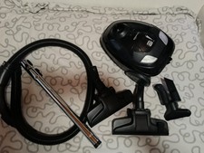 Amazon Basics Staubsauger mit Beutel- VCB35B1...