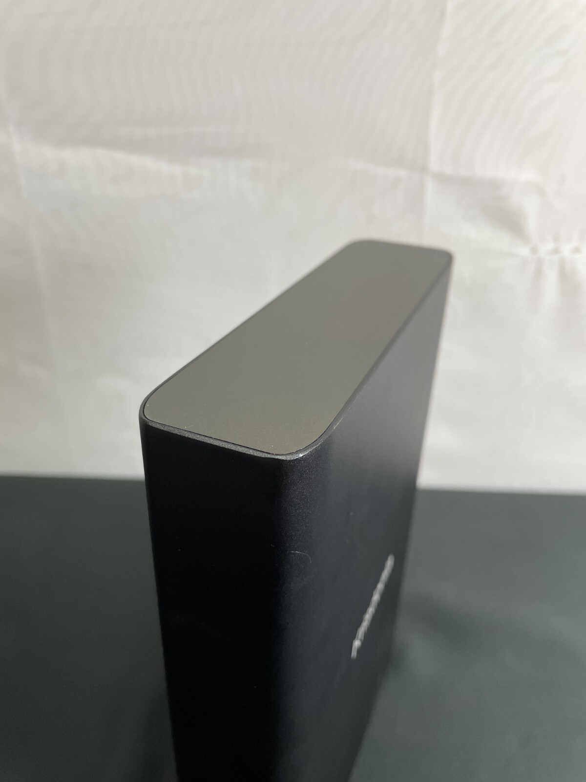 Krisdonia NJF-6X Black 60000mAh AC Outlet Portable Laptop Charger Power Bank