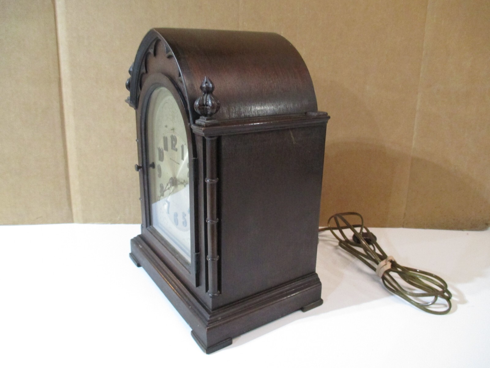 1930's HERSCHEDE CLOCK selfwinding Telechron motored 6016 Westminster