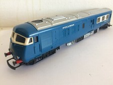TRIANG R556 R555 HORNBY EARLY CRESTED BLUE WHITE DUMMY DIESEL PULLMAN COACH VGC