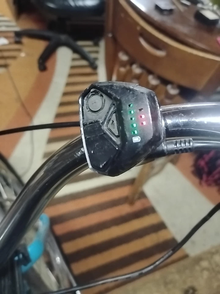 Electra Go Electric Cruiser. With Hyena Range Extender Battery - Image 3 of 4