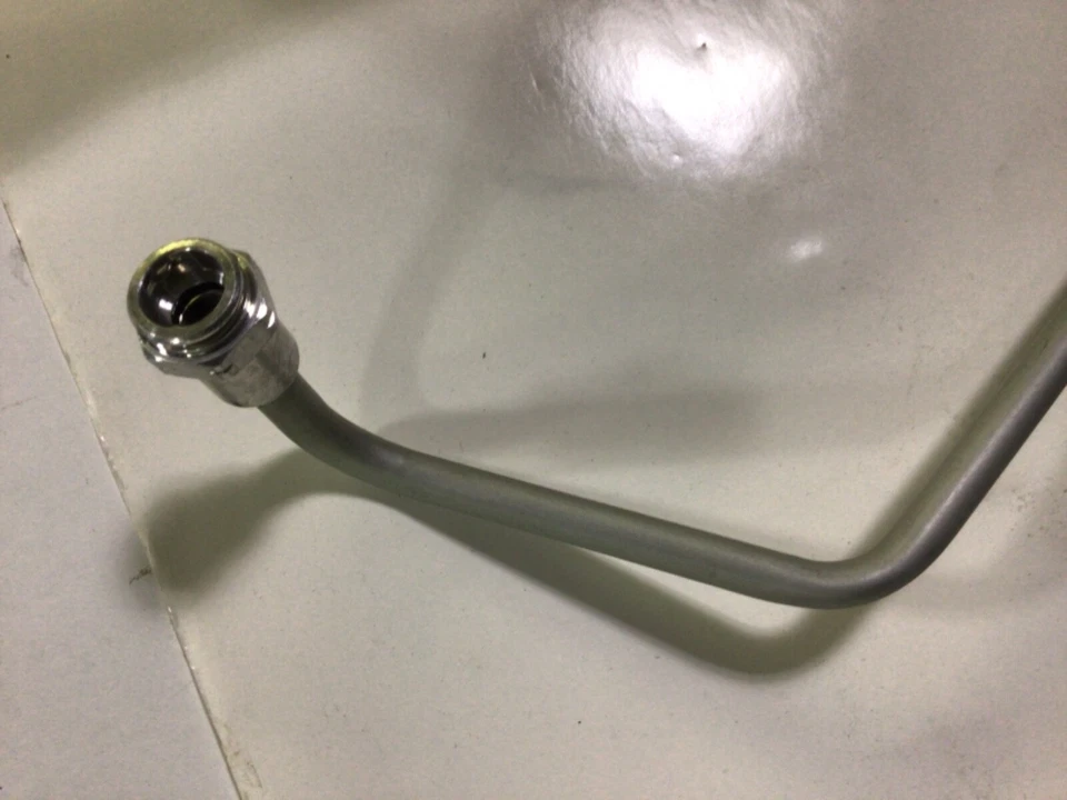 Línea de enfriador de aceite de transmisión Trailblazer Envoy Rainier NOS GM 02 09 15817514 2 Foto 3 de 4