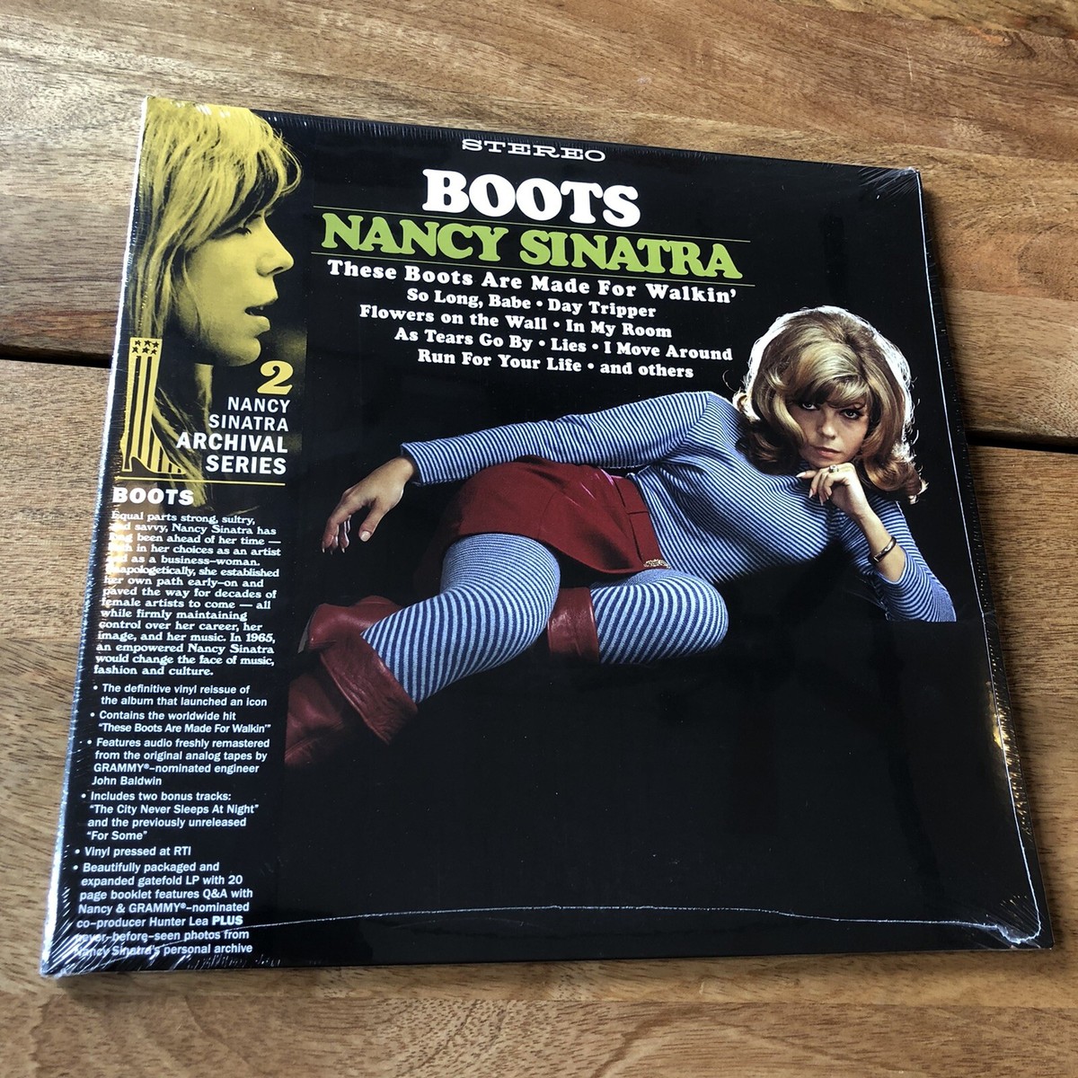 【美品】Nancy Sinatra 「Boots」 LPレコード Nancy Sinatra | Boots – Light in the Attic