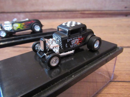 Hot Wheels Limited Ed 32 Ford 5 Window Street Rods Deuces Wild & Flaming Skull - Picture 6 of 10