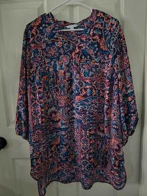 Boutique Brand Women's Top Size 1X P2P 27 LENGTH 29/33 VNeck Multicolor 