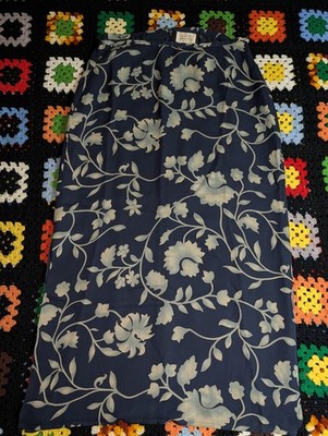 Field Manor Floral Silk Skirt Size Medium 8-10 Waist 28 Length 36