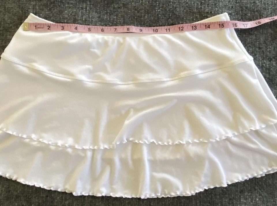 Body Glove Falda de Natación Para Mujer Grande Blanca con Volantes en Niveles Bikini Parte Inferior Traje de Baño Foto 4 de 4